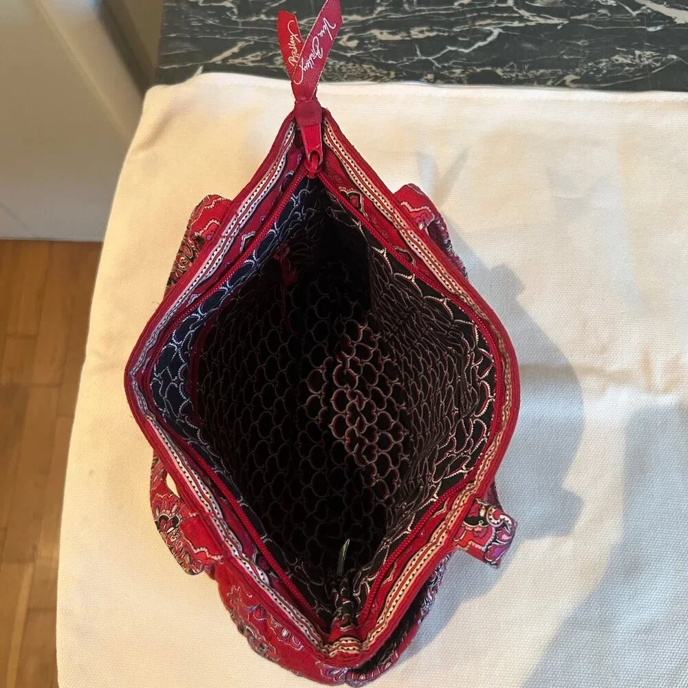 Vera Bradley Frankly Scarlet zippered tote in red/multicolor; retired pattern